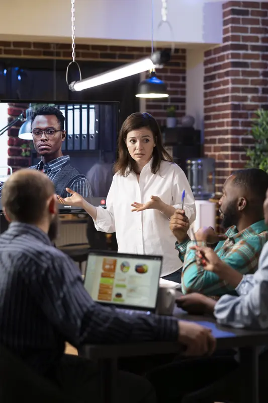 Remote Consulting Support Operations Room